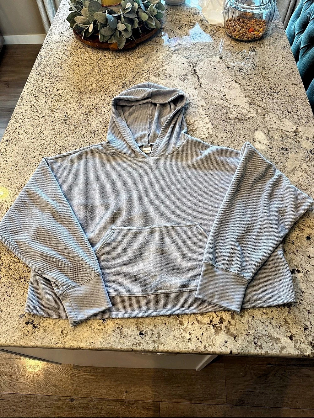Gilly Hicks Cooldown Waffle Cropped Hoodie Gray & White Medium